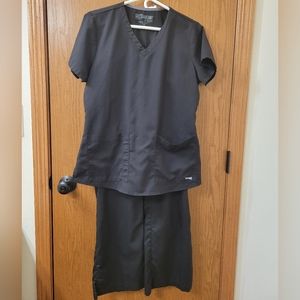 Black greys anatomy scrub set medium